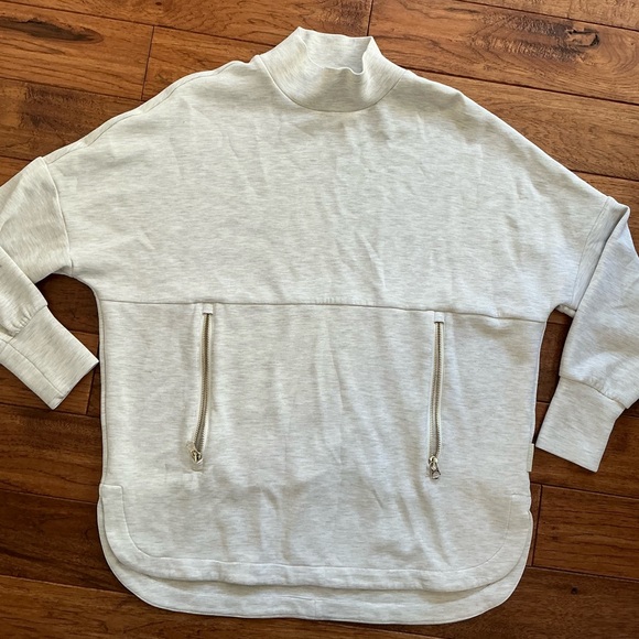 Varley Tops - Varley Mockneck Sweatshirt, front zipper pockets, XS